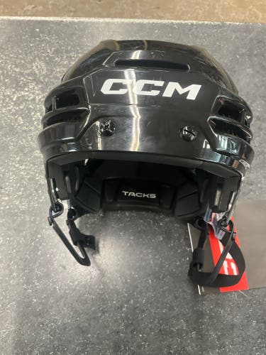 Small CCM Tacks 720 Helmet (New)