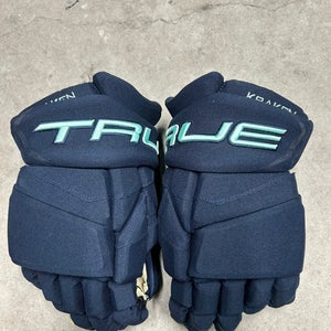 14” True Catalyst 9X Seattle Kraken Pro Stock Gloves Pro Stock (New) NHL