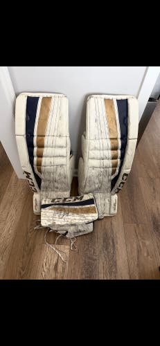 34" 2018 CCM Extreme Flex II Regular Goalie Full Set Pro Stock (Used)