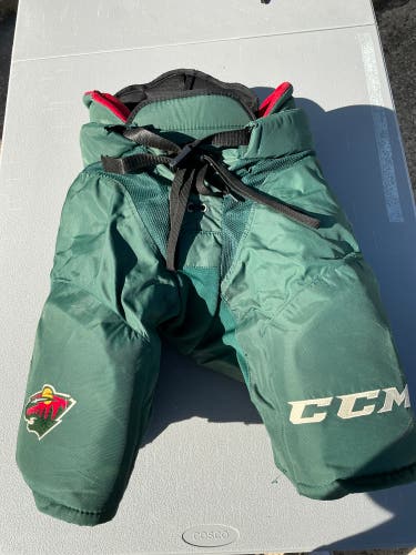 Wild Senior Medium CCM HP UCLX Hockey Pants Pro Stock Medium (Used) 1638