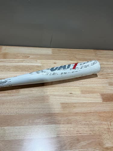 Used Marucci CAT 7 BB/SB USSSA 2 5/8 Bat 32" 11628-S000185329