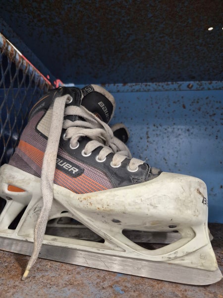 Bauer Performance Hockey Goalie Skates Regular Width Pro Stock Size 5.5 (Used)