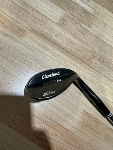 Used Cleveland CG15 Golf Wedge Mens RH 56 Degree 11628-S000184676