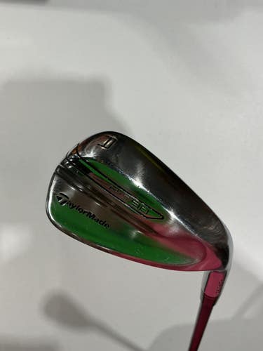 Used Taylormade P790 Golf Wedge Mens RH Gap/Approach Wedge 11628-S000184030