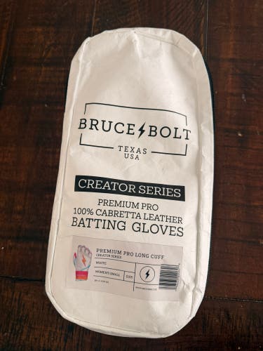 Bruce Bolt Woman’s Small Softball Batting Gloves (New)