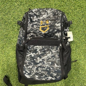 Under Armour Utility Print Backpack Black/Metallic Gold OSFA (New)