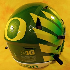 Super custom Oregon Ducks fullsize Riddell Speed Flex XL football helmet green