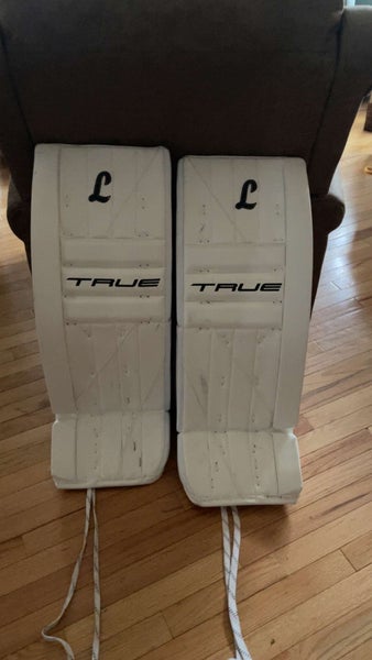 32" True HZRDUS 7X4 Goalie Leg Pads (Used)