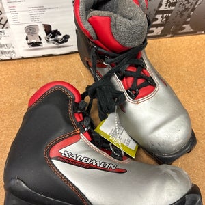 12K Salomon Snowmonster SNS Profil Used Size 12 kids youth Cross Country Ski Boots