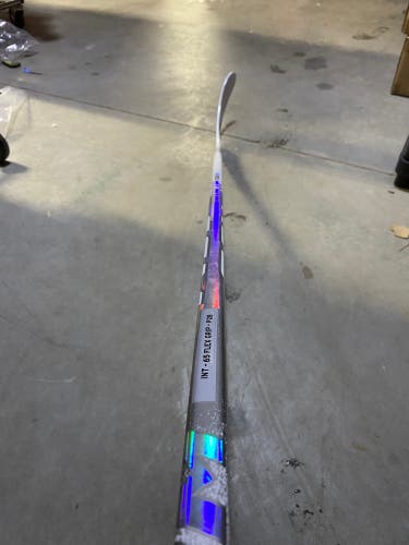 Intermediate CCM Ribcor Trigger 9 Pro Left Hand Hockey Stick P28 65 Flex (New)