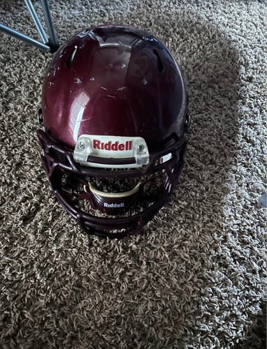 Adult Small Riddell SpeedFlex Helmet (Used)
