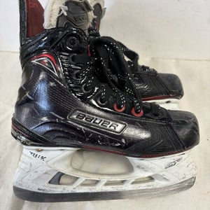 Junior Size 1 Bauer Vapor X800 Ice Hockey Skates
