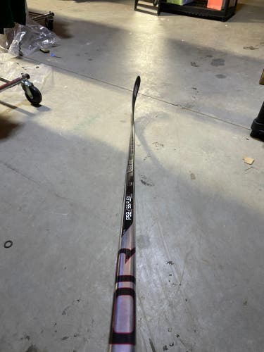 Intermediate Bauer Vapor Hyperlite 2 Left Hand Hockey Stick P92 55 Flex (New)