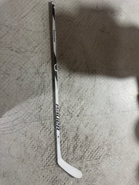 Senior Bauer Proto2 Left Hand Hockey Stick P28 77 Flex (New)