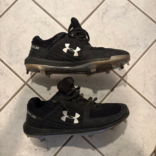 Under Armour Black Yard Lows Size 11 Used Metal Baseball Cleats