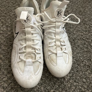 White Men's Size M 10.0 (W 11.0) Adult Nike Huarache 9 Varsity Lax Low Top Cleats (Used)