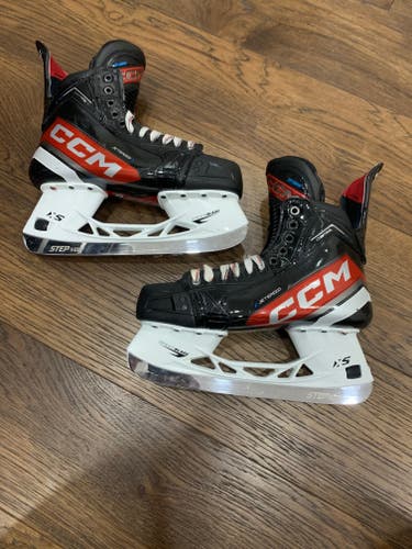 CCM JetSpeed Control Hockey Skates Extra Wide Width 9 (Used)