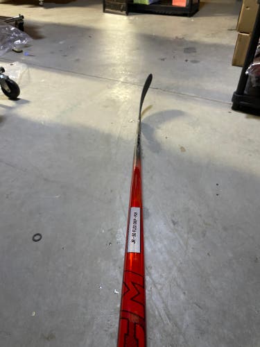 Junior CCM JetSpeed FT8 Pro Left Hand Hockey Stick P29 50 Flex (New)