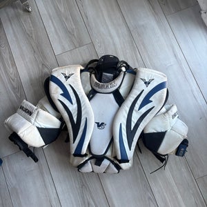Medium Vaughn Velocity V5 Goalie Chest Protector (Used)