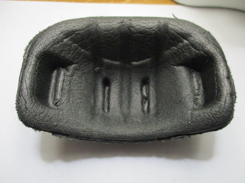 Used once Pharaoh Goaltending Pro Chin Cup for goalie mask