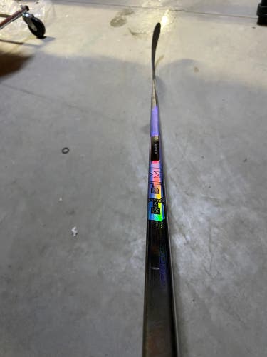 Youth CCM JetSpeed FT8 Pro Left Hand Hockey Stick P28 30 Flex (New)