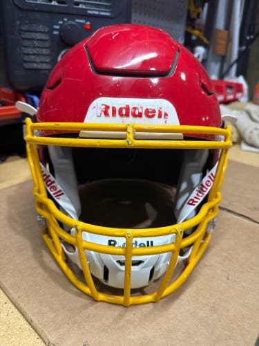 USED RIDDELL FLEX ADULT HELMET - LARGE - SCARLET