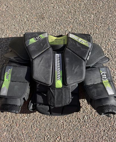 Intermediate Small / Medium Warrior RITUAL X4 E Goalie Chest Protector (Used)