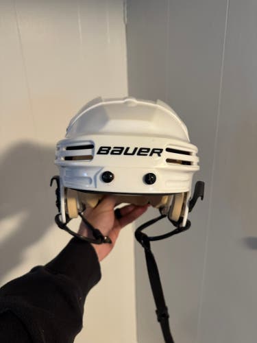 Small Bauer 4500 Helmet (Used)