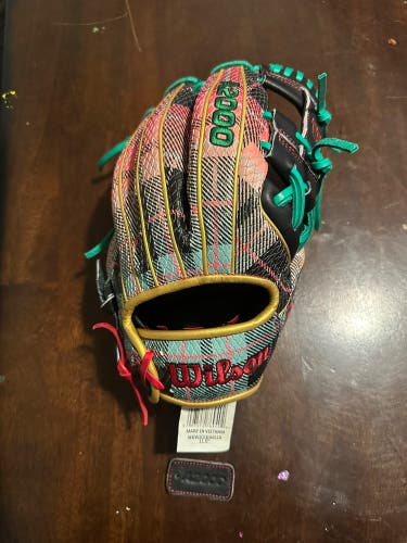 2024 Wilson A2000 RH Infield Baseball Glove 11.5" (New)