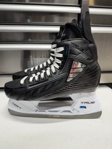 True SVH Custom Pro Hockey Skates Size 10 Raivis Ansons Pro Stock 280mm (NEW)