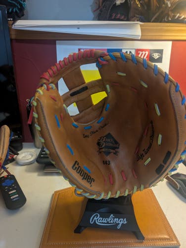 RH Catcher's COOPER BLACK DIAMOND 643 Softball Glove 33" (Used)