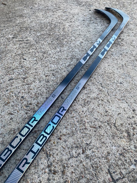 2 Pack CCM Trigger 8 Pro Stock Hockey Stick Grip Right 85 Flex P28 9638