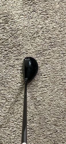 Men's 2022 Titleist TSR3 Right Handed Fairway Wood Regular Flex Loft 18 (Used)