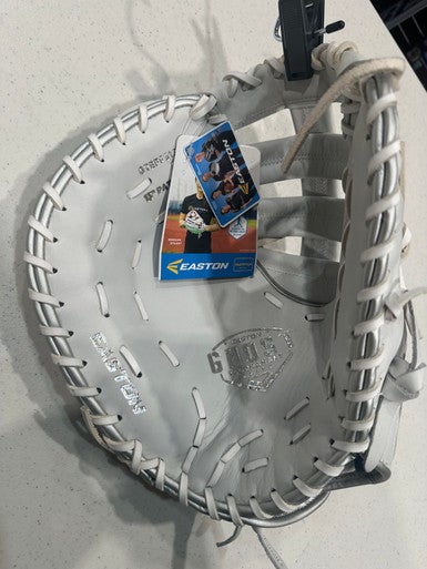 Easton New Left Hand Throw 13" Softball Glove