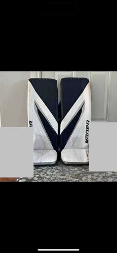 35" Bauer Vapor Hyperlite 2 Goalie Leg Pads Pro Stock (Used)
