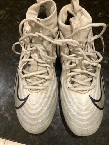 Men's Size M 10.5 (W 11.5) Nike (Used)