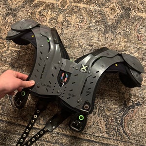 XTECH Skill Adult Large Football Shoulder Pads – Used, Excellent Condition