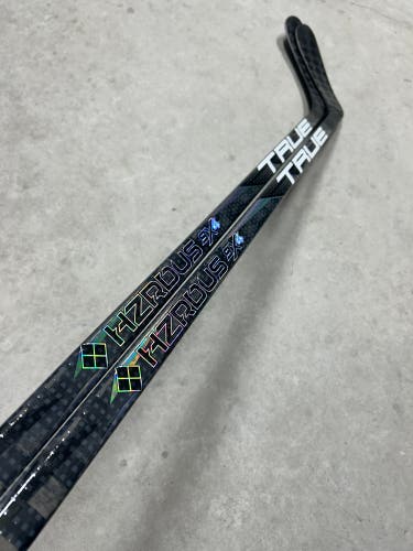 2 Pack 75 Flex P90TM Senior True HZRDUS Smoke Left Hand Hockey Stick Pro Stock (New)