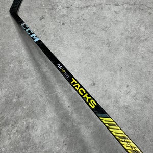 85 Flex P92M New Senior CCM Right Hand Pro Stock Tacks AS-VI Pro Hockey Stick