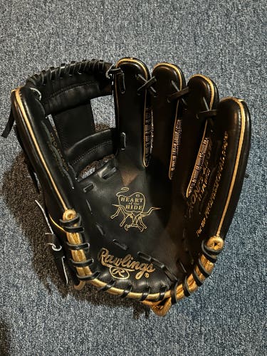 Rawlings Heart of the Hide RH Baseball Glove 11.75" (New)