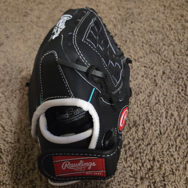 Rawlings RH Fastpitch FP110MT Softball Glove 11" Excellent Game ready Condition