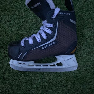 2015 Bauer Supreme One.4 Hockey Skates 12 (Used)