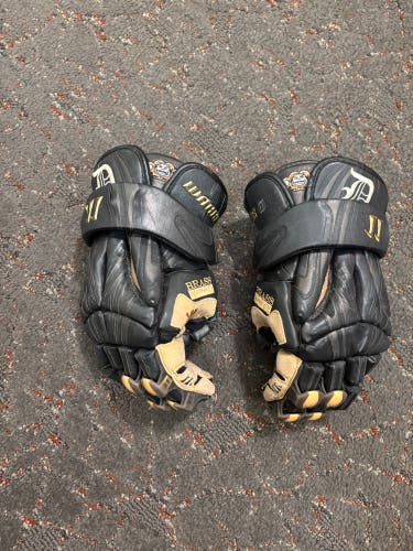 Vintage Detroit Warrior Brass Monkey Lacrosse Gloves 13"