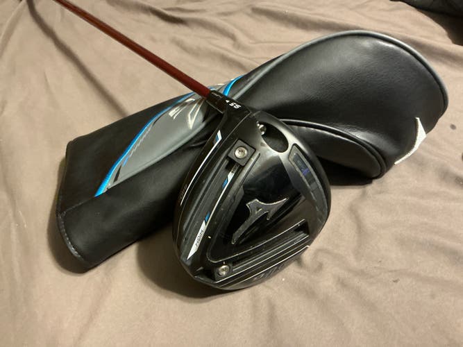 Mizuno STG 220 Driver w/ headcover