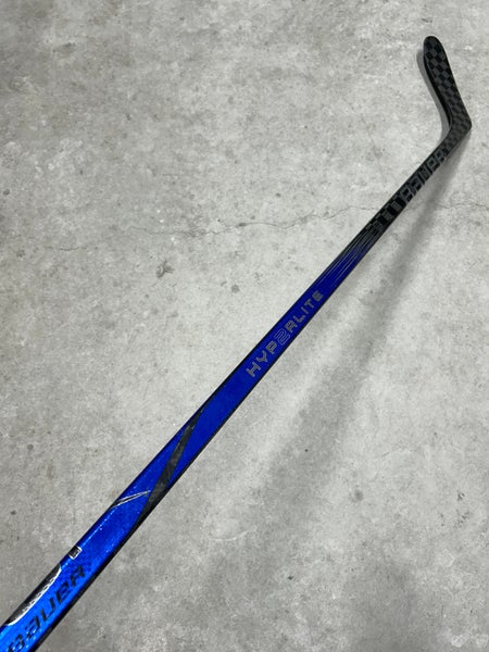 77 Flex P28 Senior Bauer Vapor Hyperlite2 Left Hand Hockey Stick (Used) Pro Stock