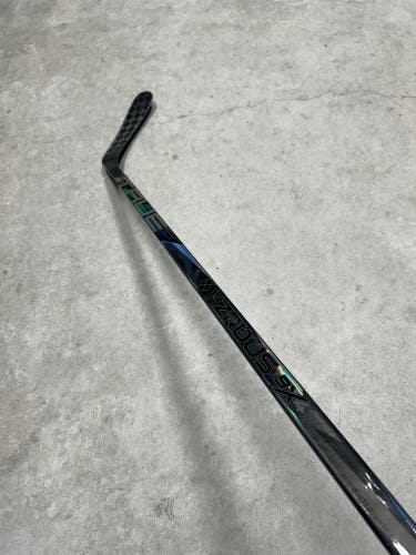 P29 85 Flex Senior True Project X Smoke Right Handed Hockey Stick Pro Stock NHL (New)