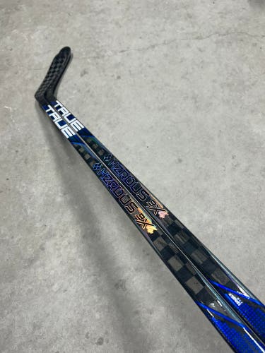 2 Pack P29 75 Flex Senior True Project X Smoke Right Handed Hockey Stick Pro Stock NHL (New)