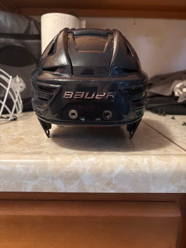 Medium Bauer Re-Akt 150 Helmet (Used)