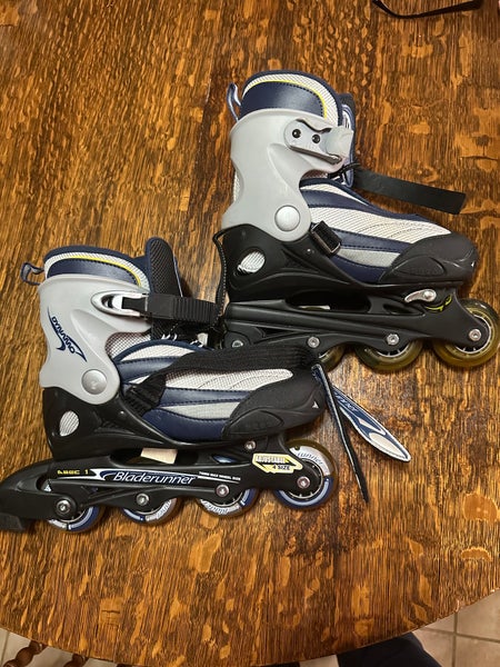 Adjustable Rollerblades Size 4-7 Bladerunner Dynamo Inline Skates