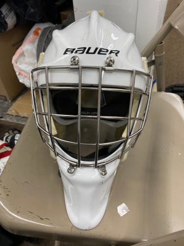 Senior Large Bauer Profile 950 Goalie Mask